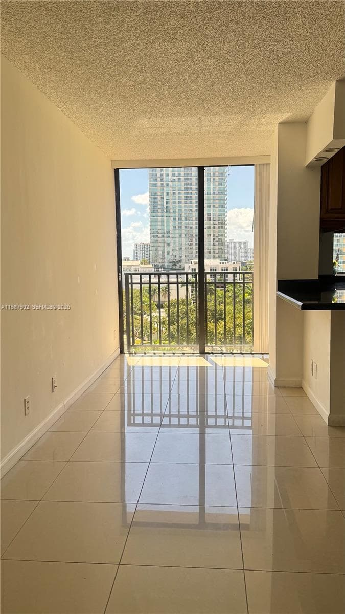 17021 N Bay Rd # 1015, Sunny Isles Beach, FL 33160 photo 4
