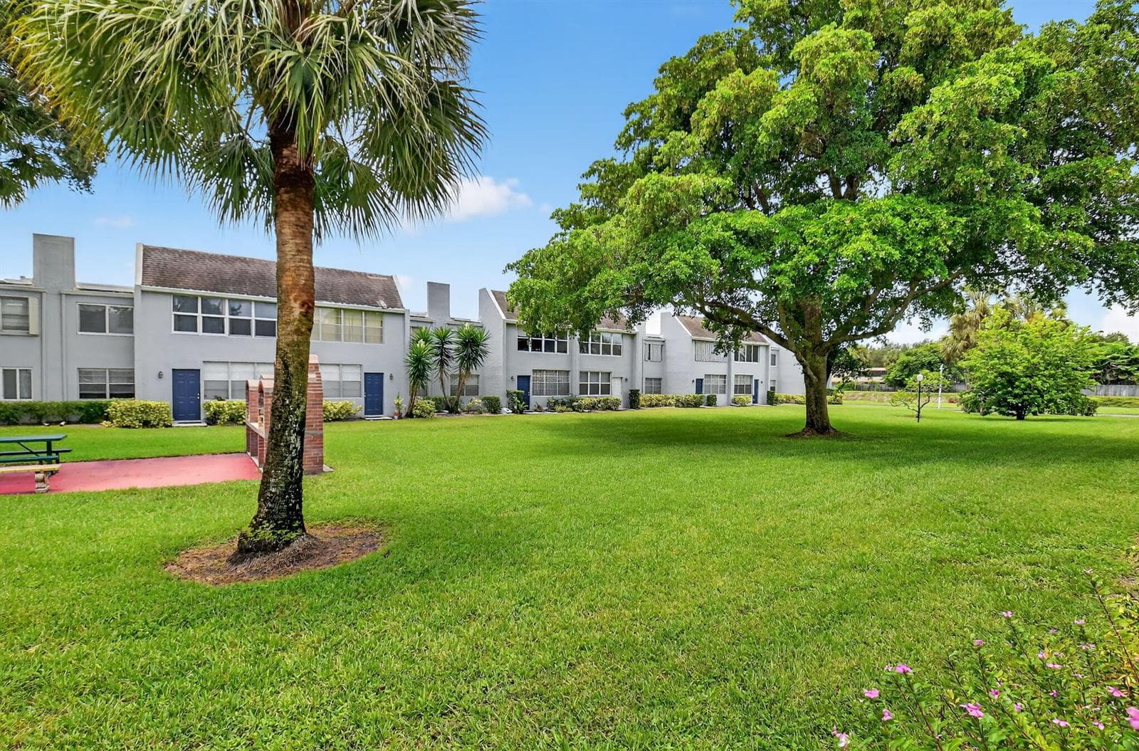 2340 SW 22nd Avenue # 312, Delray Beach, FL 33445