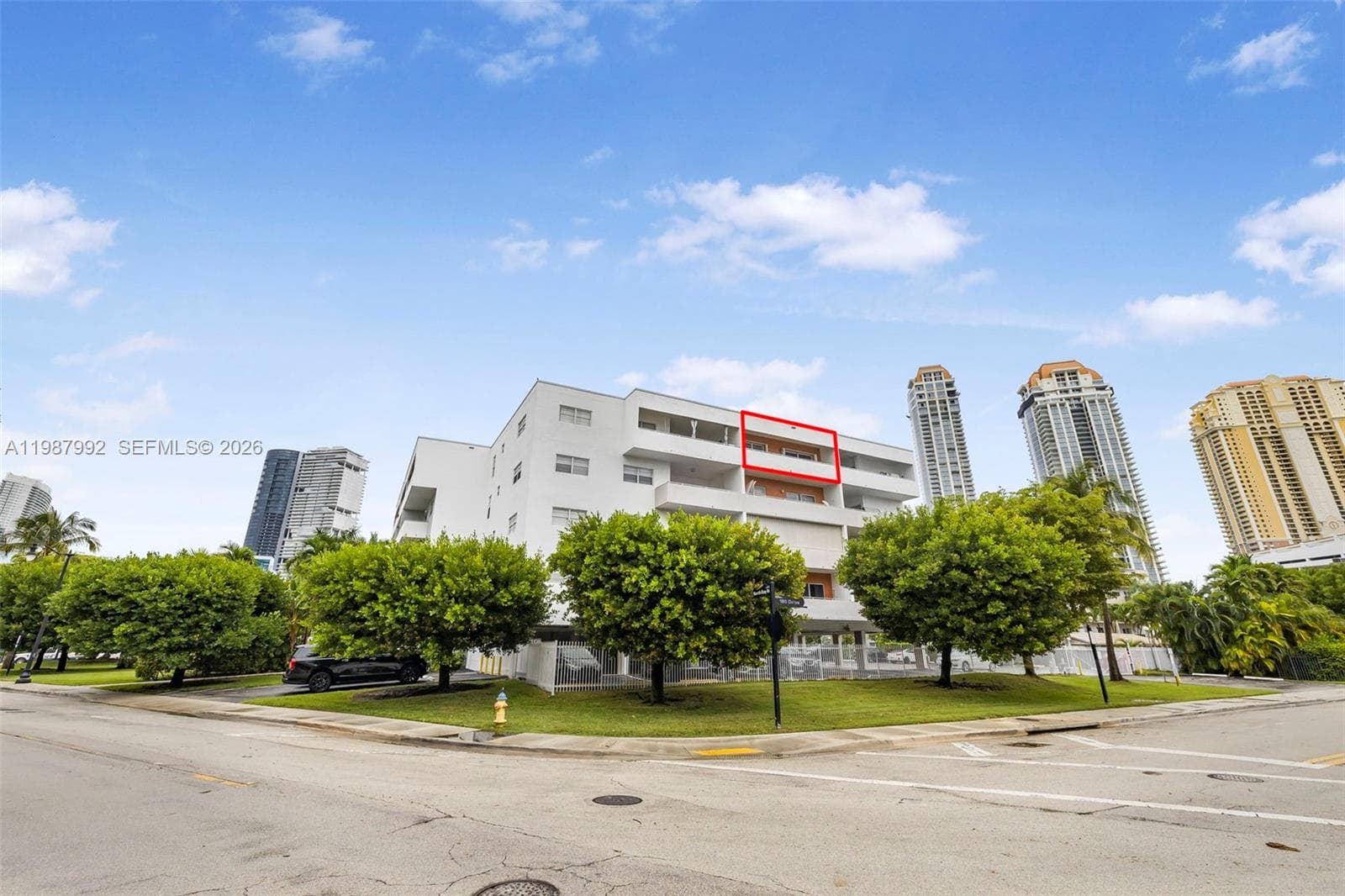 18001 N Bay Rd # 505, Sunny Isles Beach, FL 33160