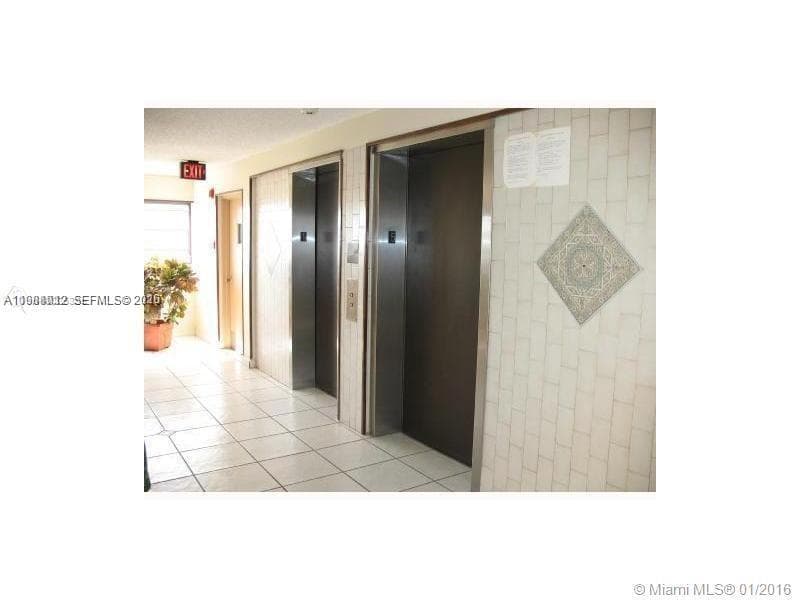 9688 Fontainebleau Blvd # 205, Miami, FL 33172 photo 2