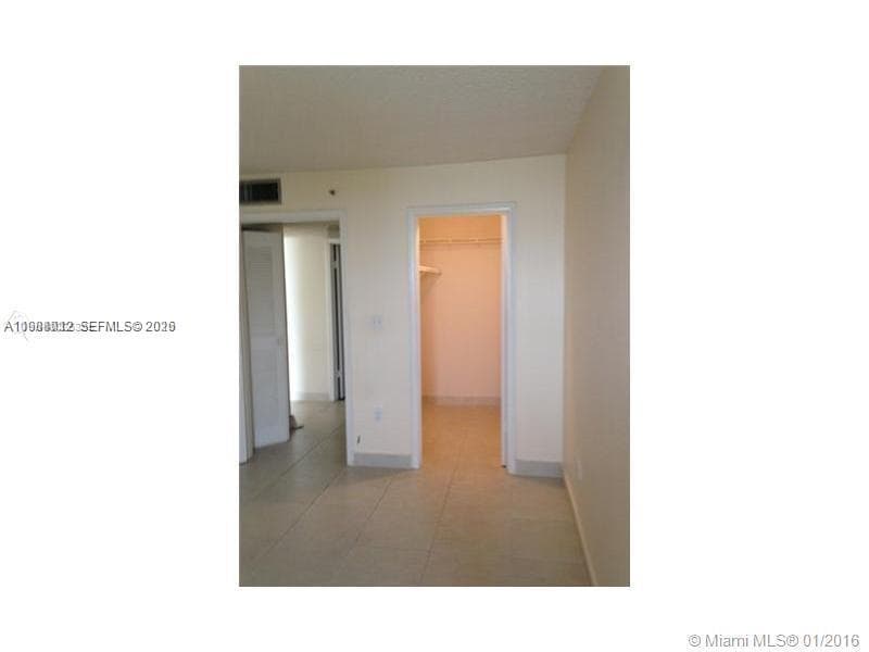 9688 Fontainebleau Blvd # 205, Miami, FL 33172 photo 3