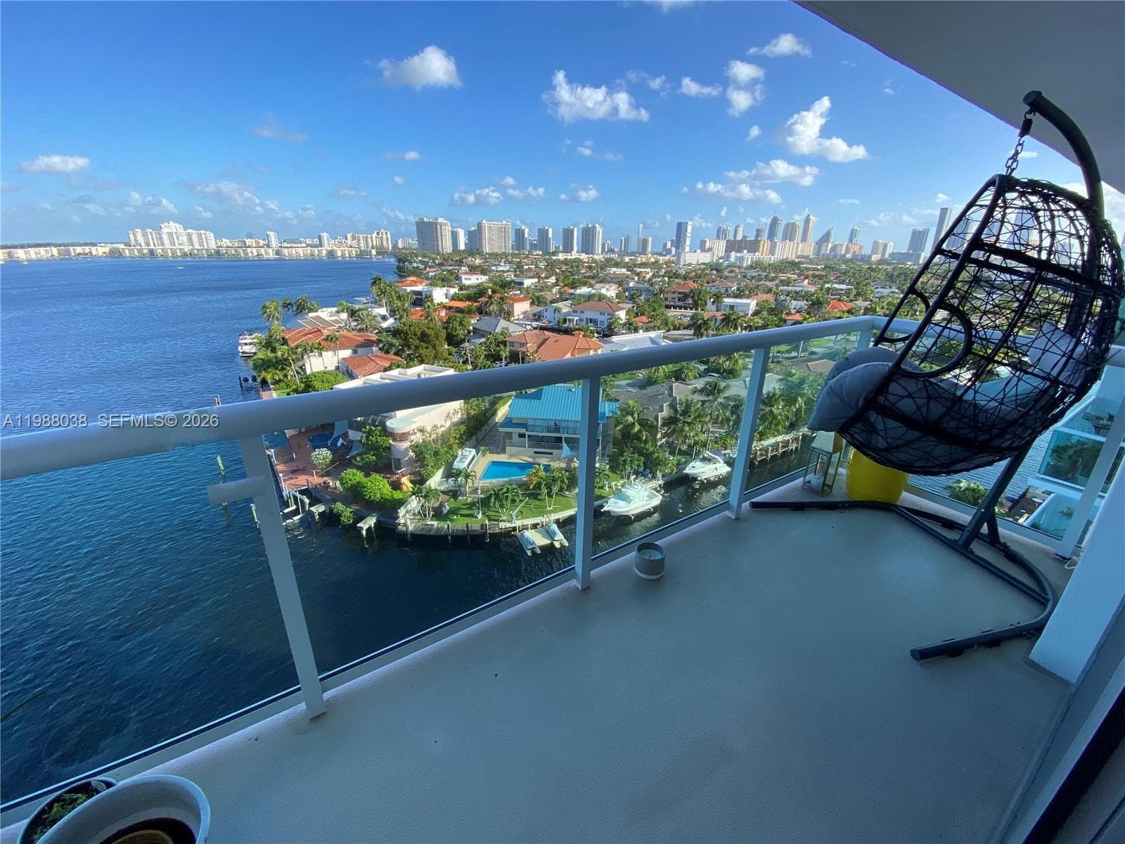 2841 NE 163rd St # 1007, North Miami Beach, FL 33160 photo 2