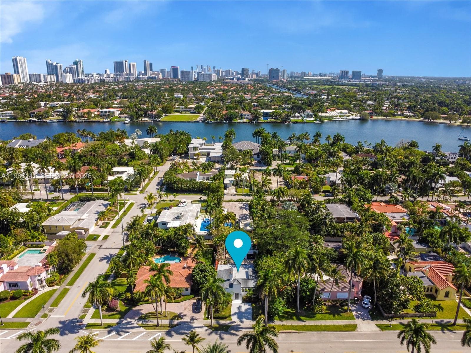 1108 Harrison St, Hollywood, FL 33019 photo 4