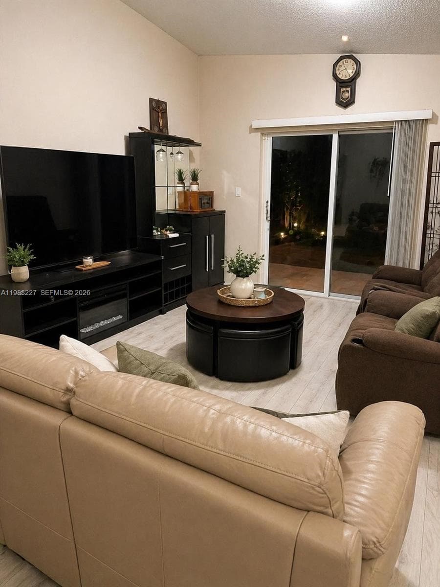 20401 SW 1st St, Pembroke Pines, FL 33029 photo 4