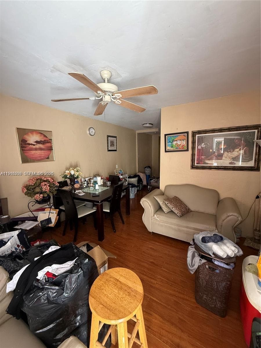 551-553 NE 133rd St, North Miami, FL 33161 photo 2