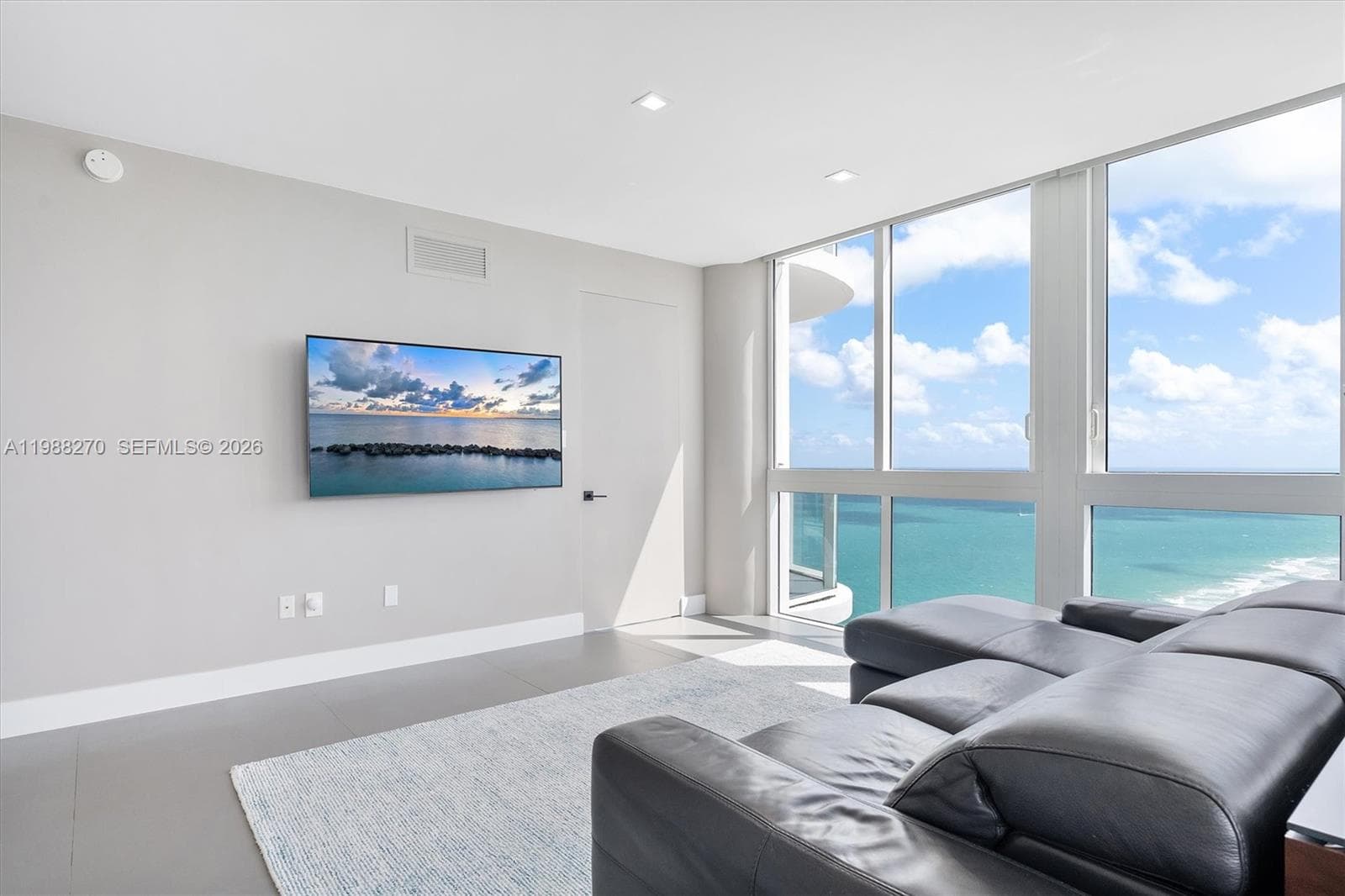 6365 Collins Ave # 4307, Miami Beach, FL 33141 photo 4