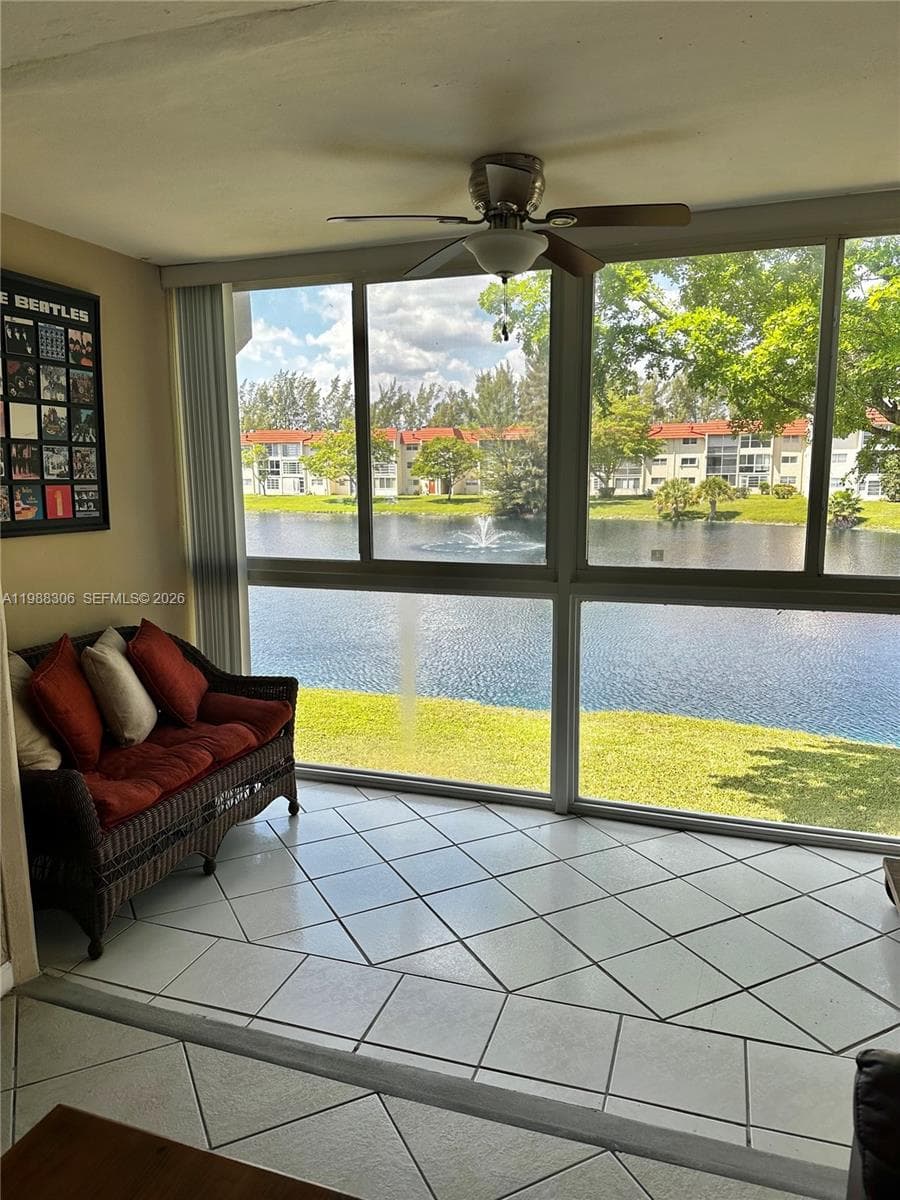 2701 E Sunrise Lakes Dr # 209, Sunrise, FL 33322 photo 2