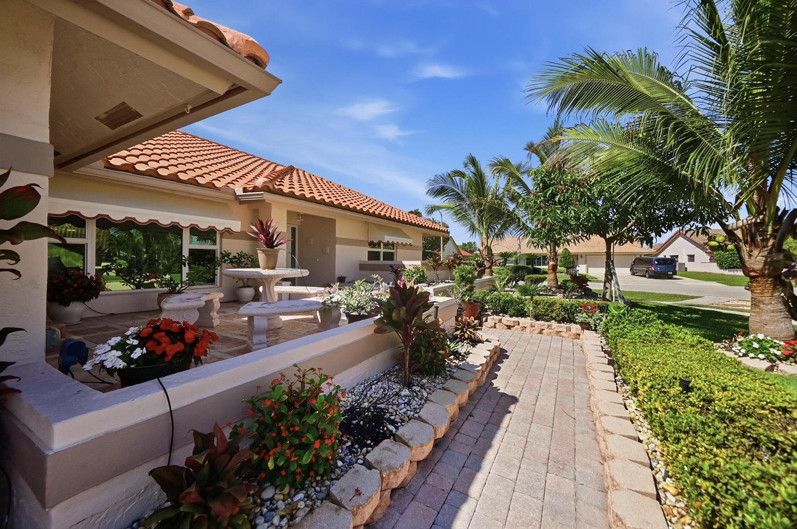 5884 Laurel Green Circle, Boynton Beach, FL 33437 photo 2