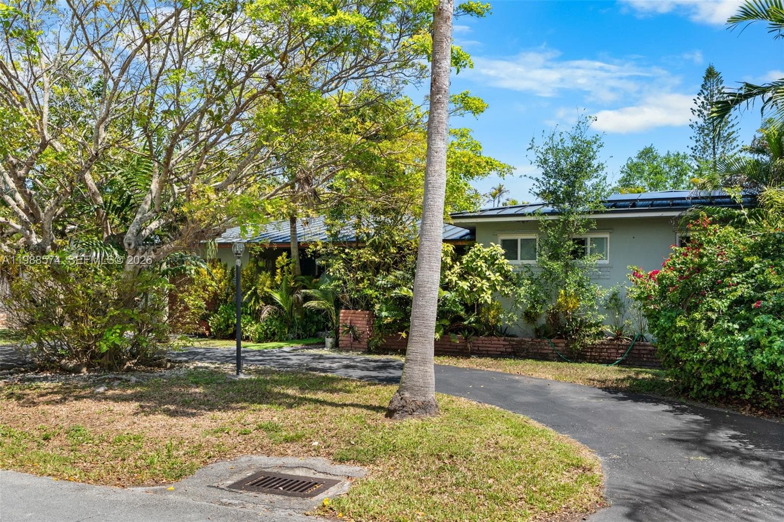 6005 SW 64th Pl, South Miami, FL 33143 photo 4