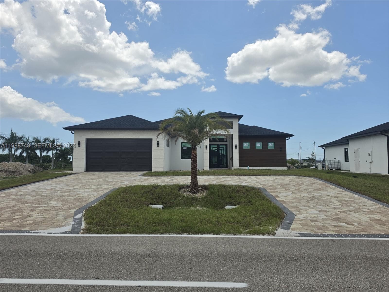 2006 Nelson RD N, Cape Coral, FL 33993