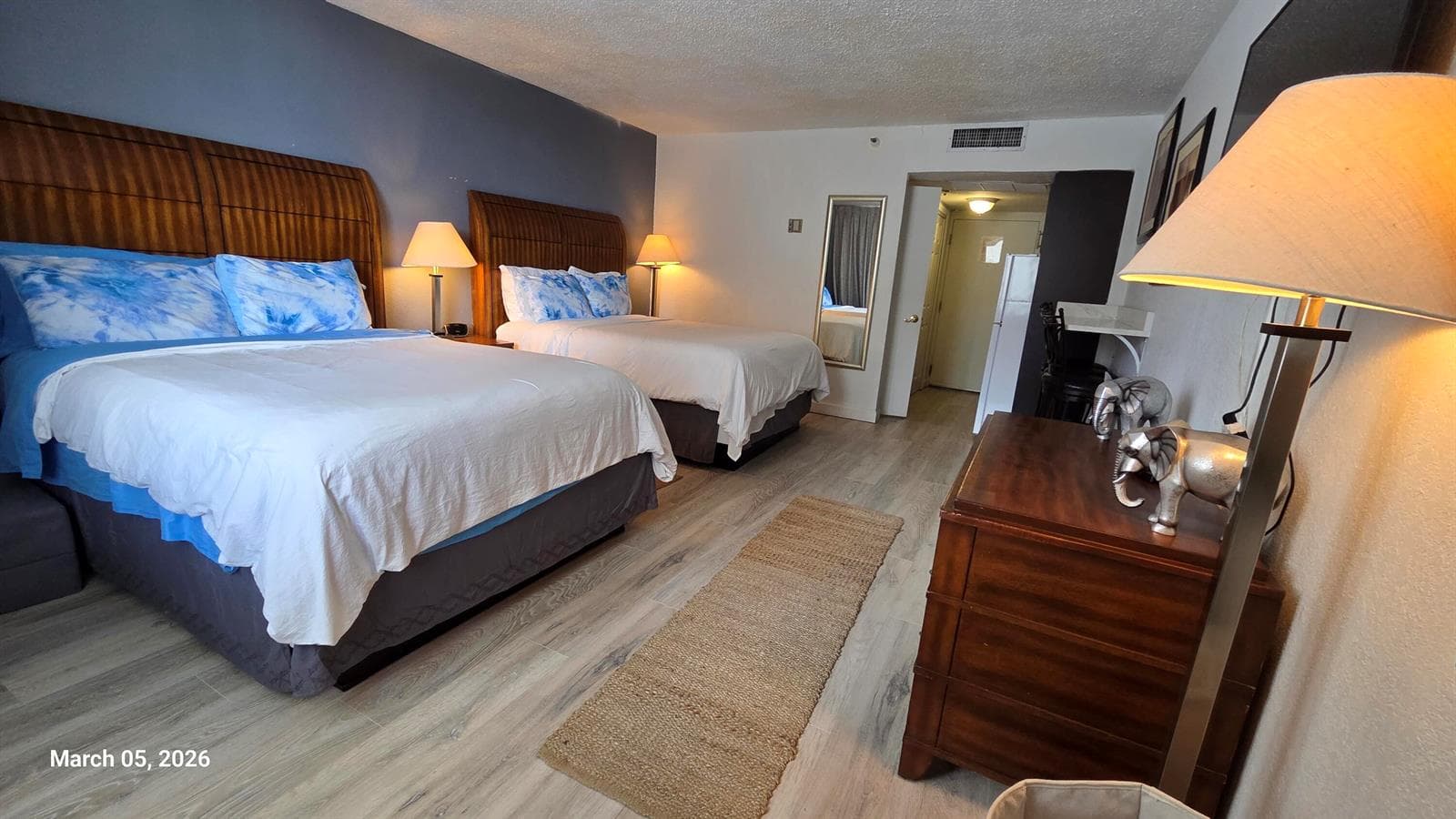 19201 Collins Avenue # 105, Sunny Isles Beach, FL 33160 photo 2
