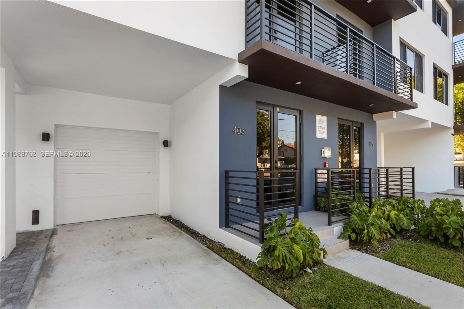 1376 SW 4th St # 7, Miami, FL 33135 photo 2