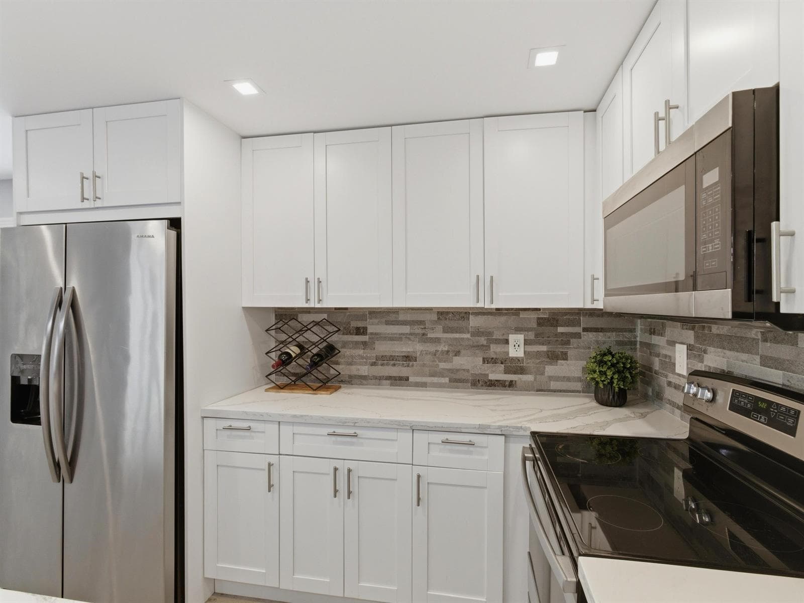 397 Burgundy I, Delray Beach, FL 33484 photo 4