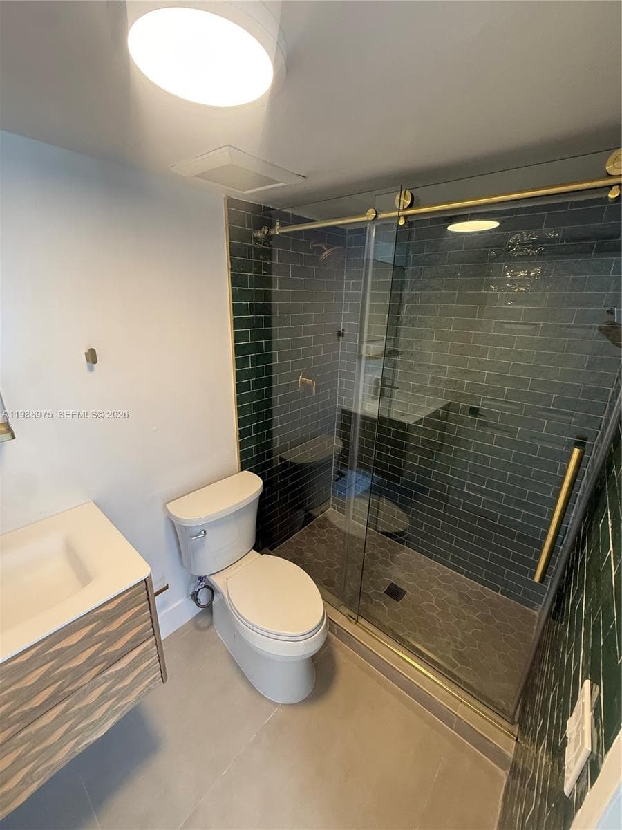 6937 Bay Dr, Miami Beach, FL 33141 photo 5