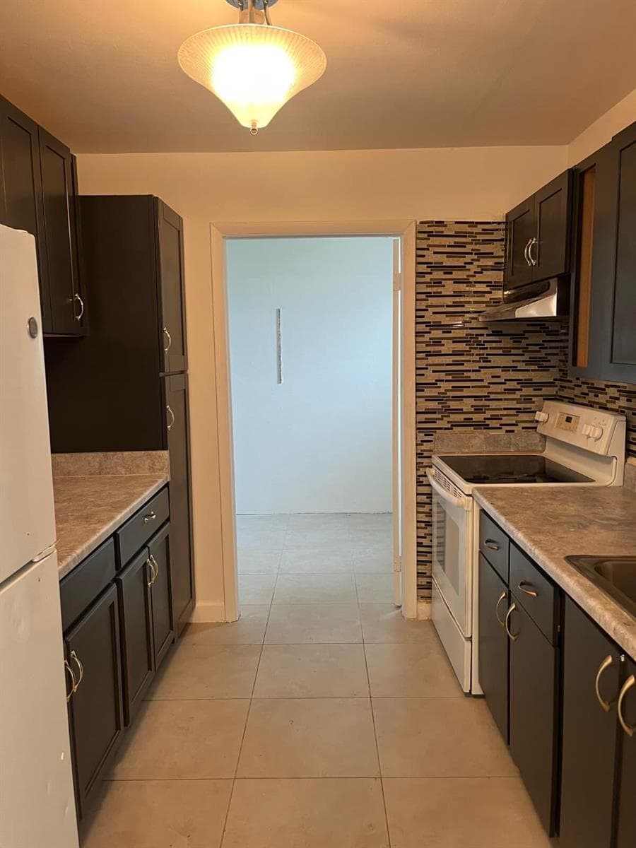 3251 NW 13th Court, Fort Lauderdale, FL 33311 photo 5