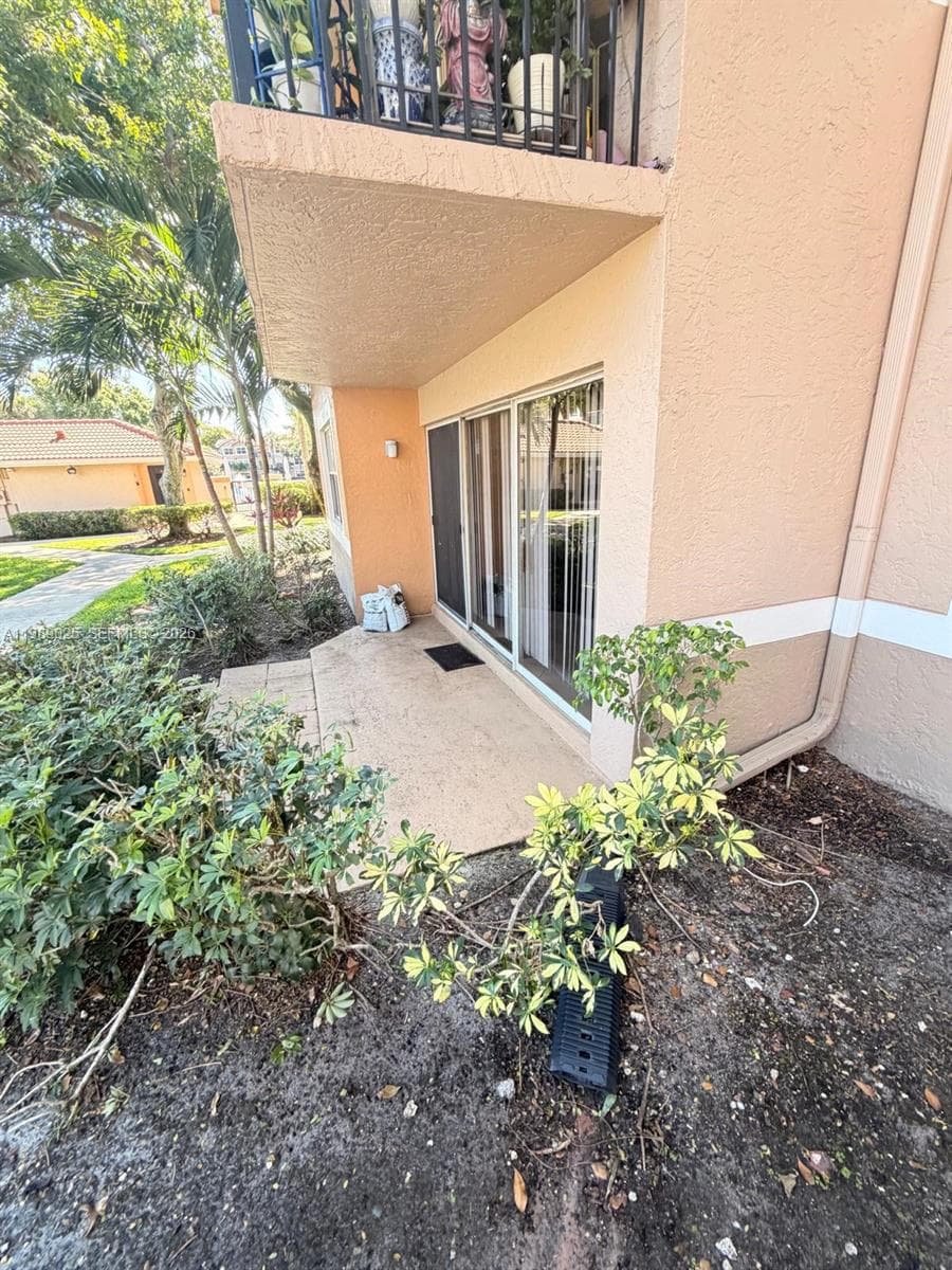 8821 Wiles Rd # 108, Coral Springs, FL 33067 photo 2