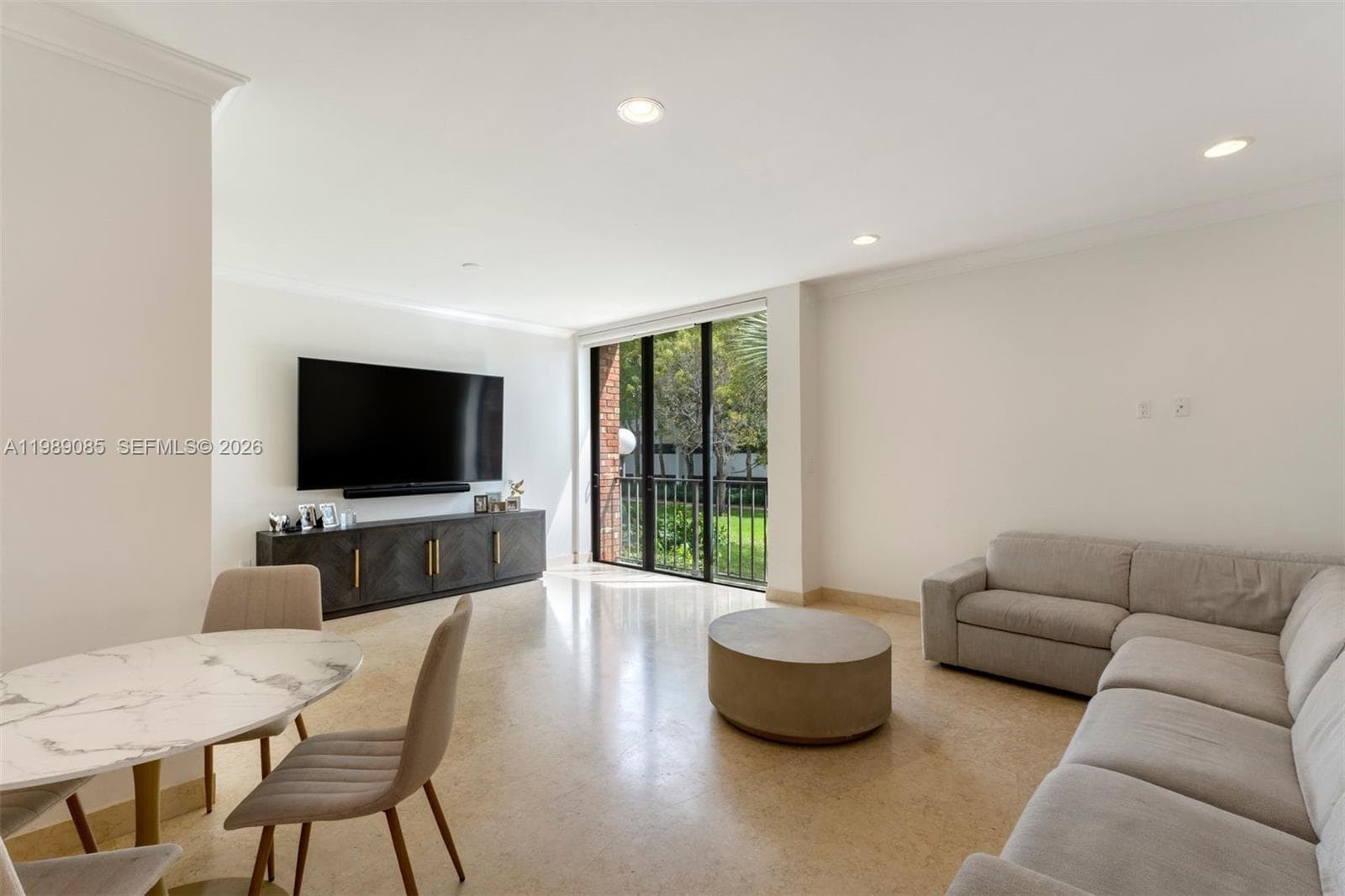 1566 NE Quayside Ter # D14, Miami, FL 33138