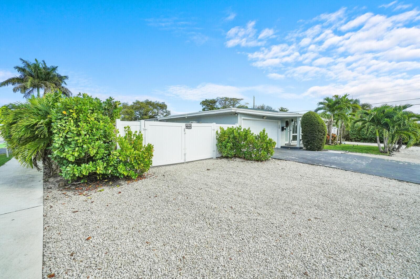 2824 NW 6th Avenue, Wilton Manors, FL 33311 photo 2