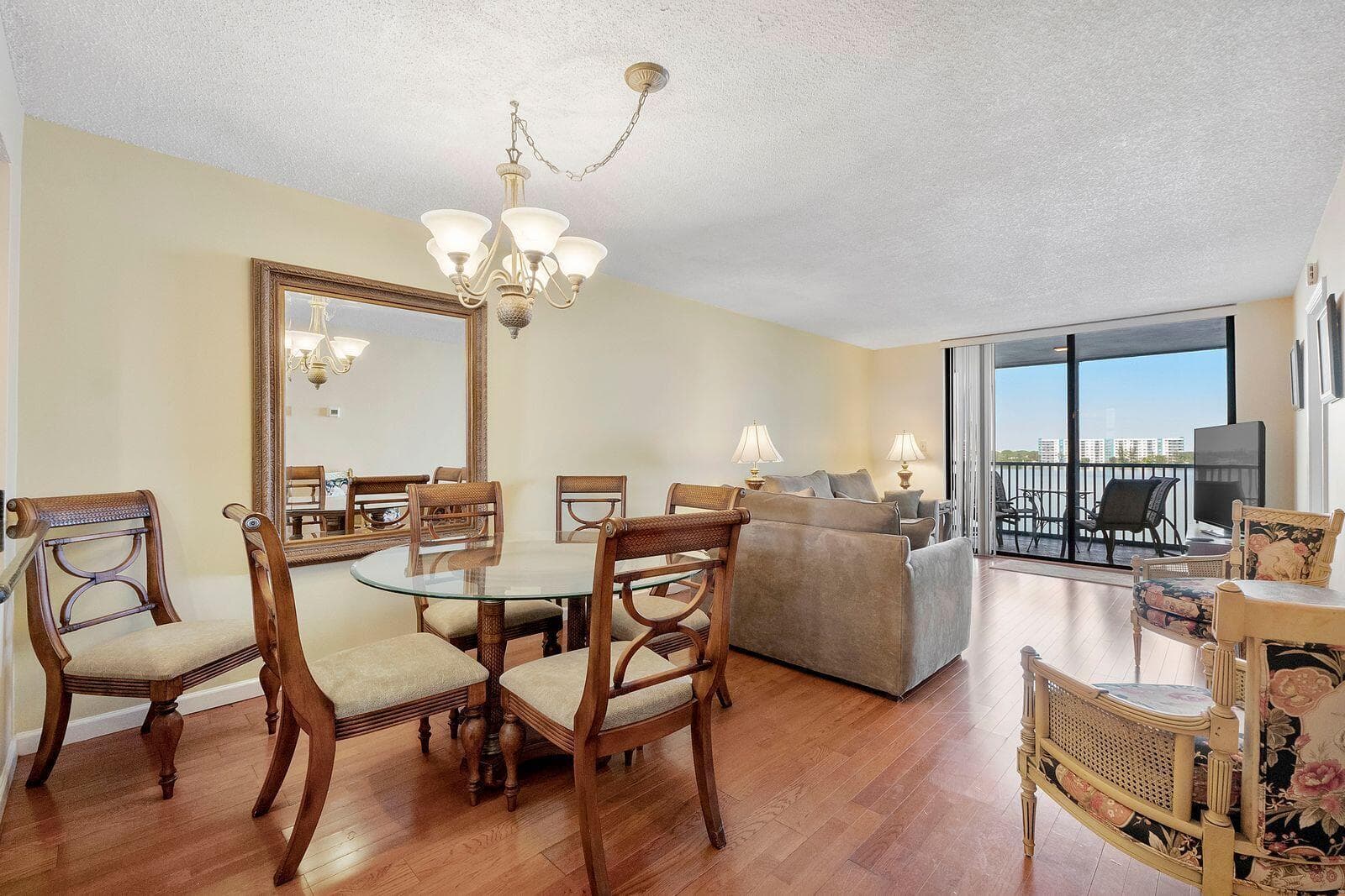 116 Lake Emerald Drive # 403, Oakland Park, FL 33309 photo 3