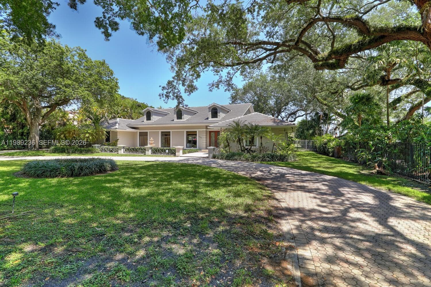 3425 Alhambra Cir, Coral Gables, FL 33134 photo 3