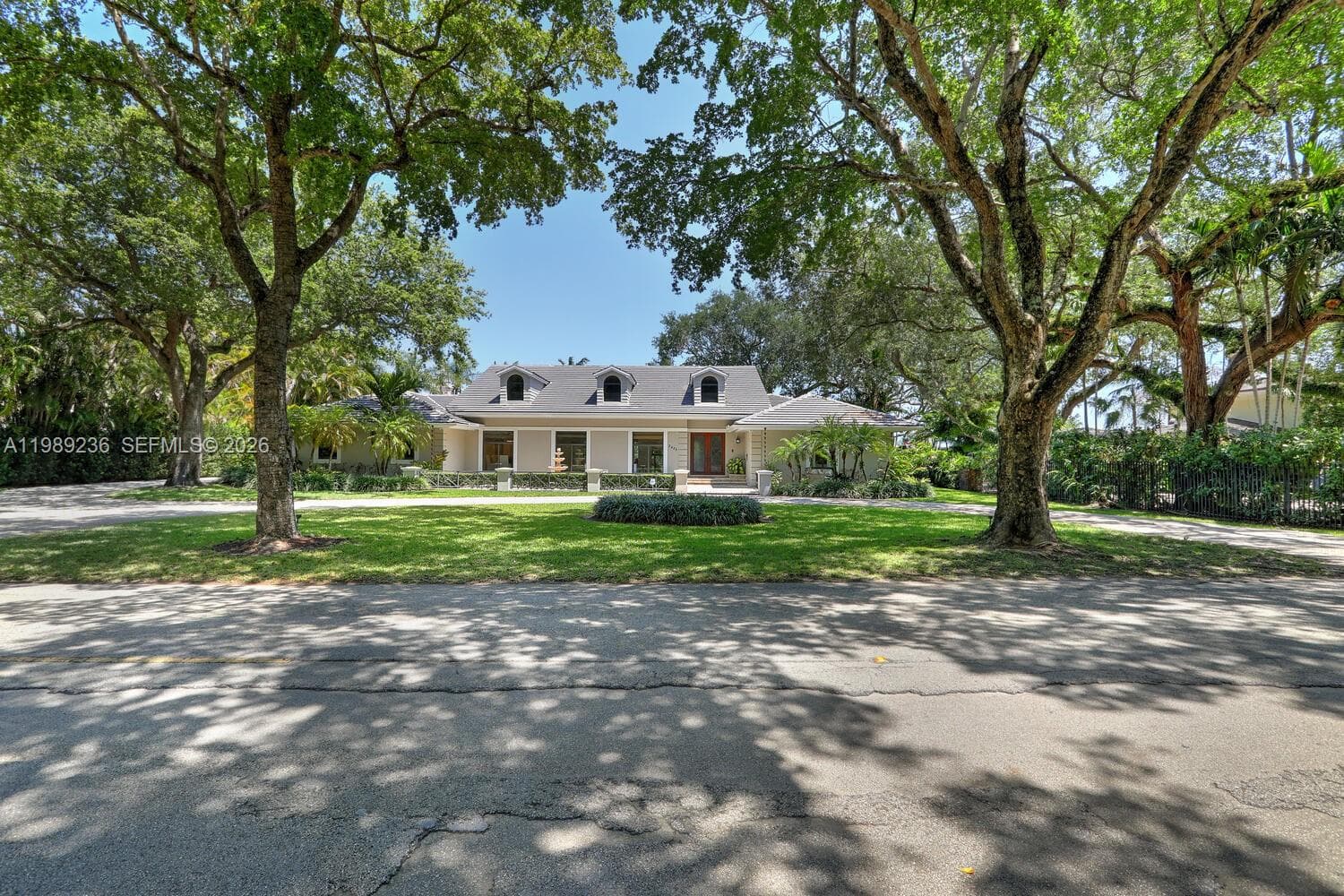 3425 Alhambra Cir, Coral Gables, FL 33134 photo 4