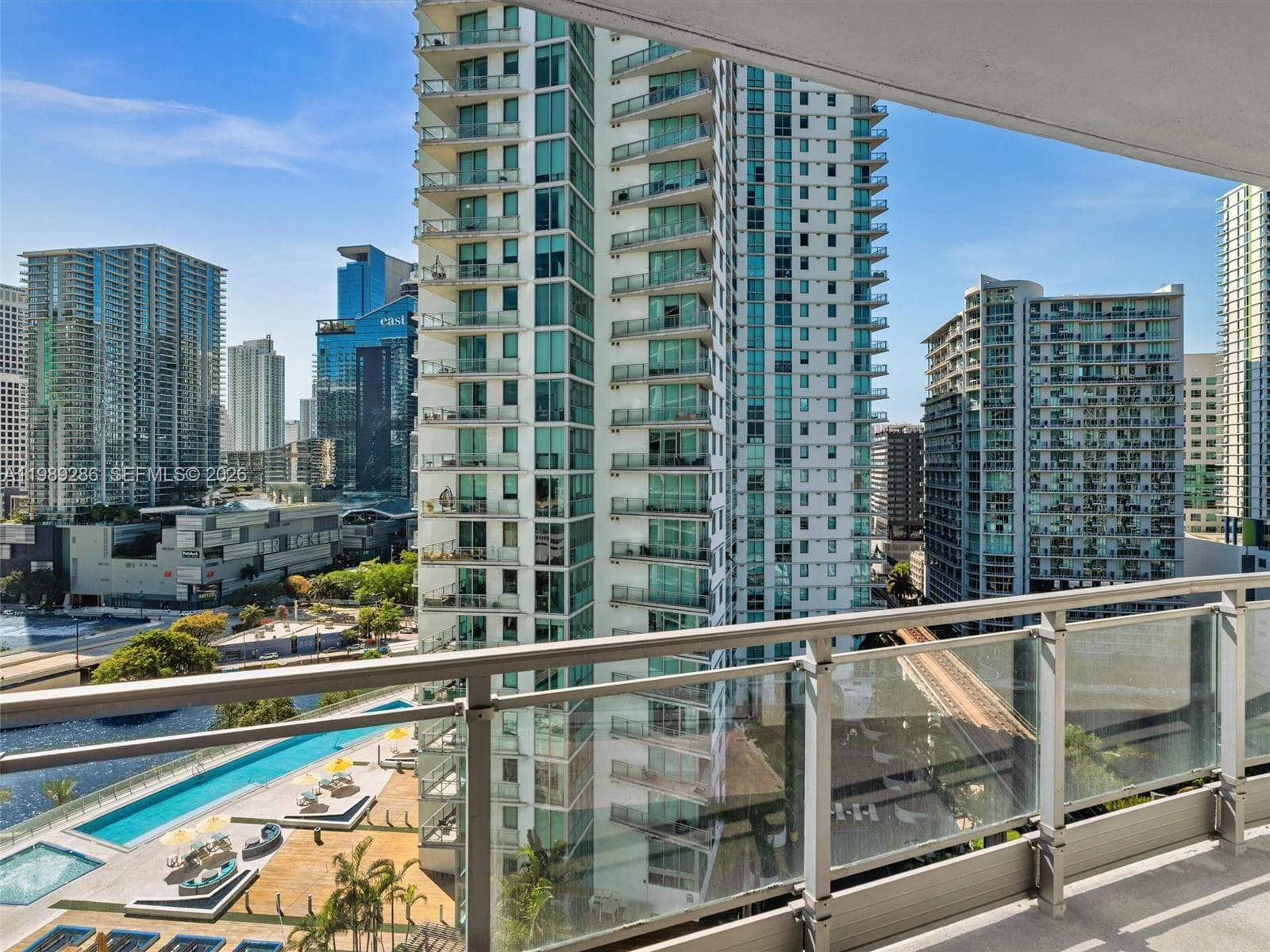 90 SW 3rd St # 2013, Miami, FL 33130 photo 4