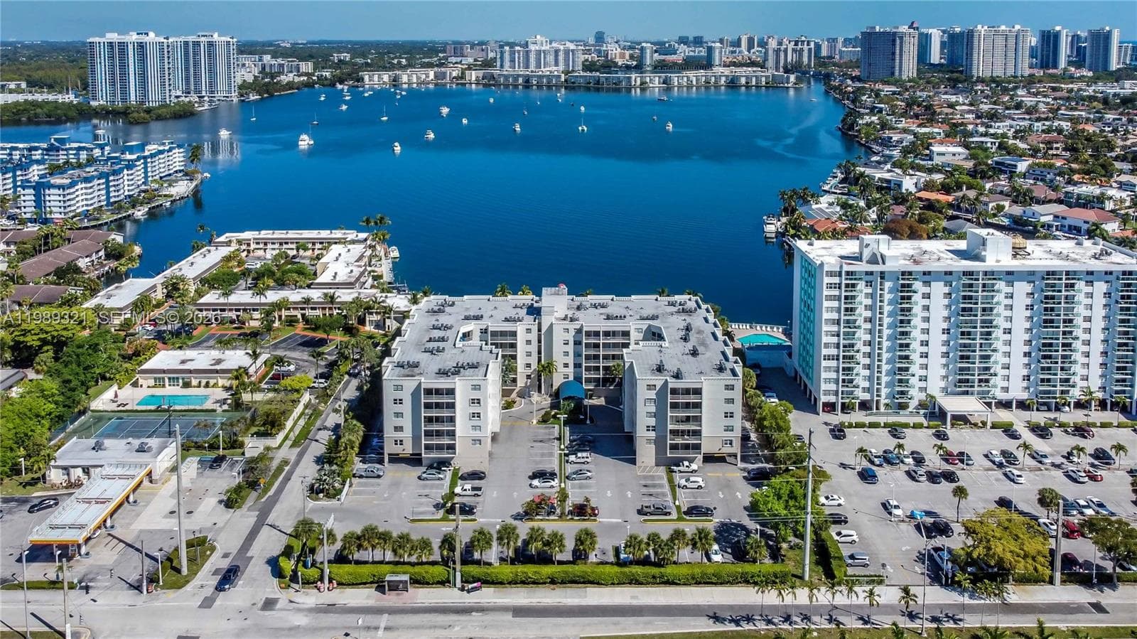 2821 N Miami Beach Blvd # 2K, North Miami Beach, FL 33160 photo 2