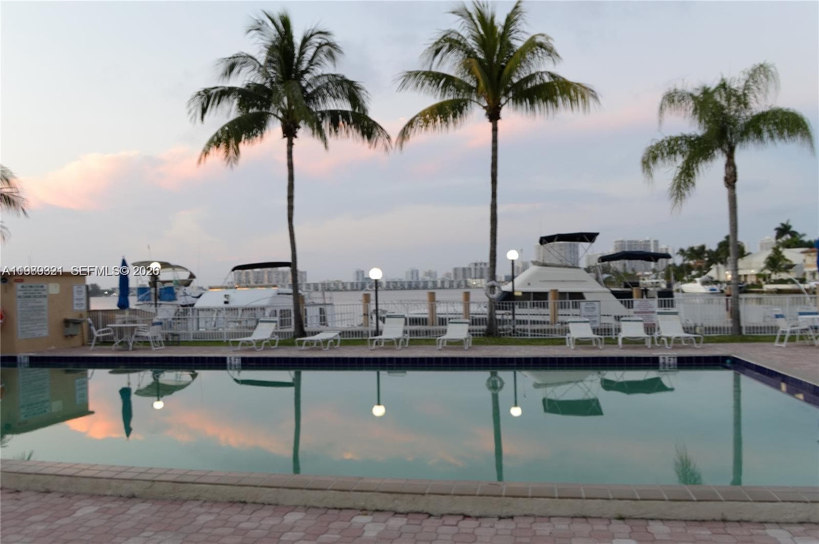 2821 N Miami Beach Blvd # 2K, North Miami Beach, FL 33160 photo 3