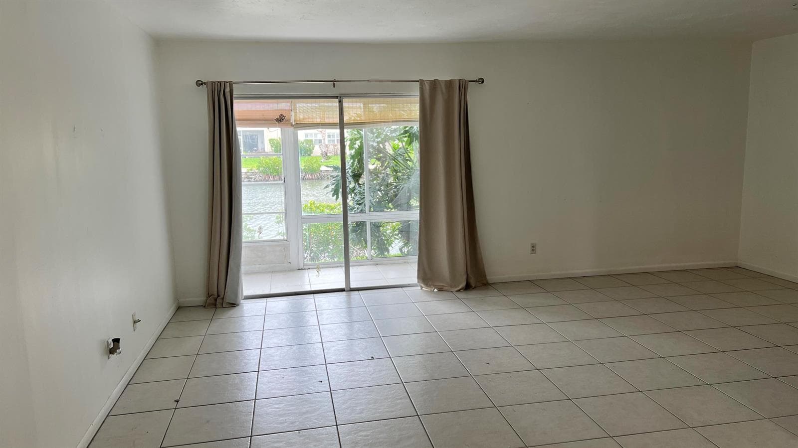 1860 Robalo Drive # 104, Vero Beach, FL 32960 photo 4