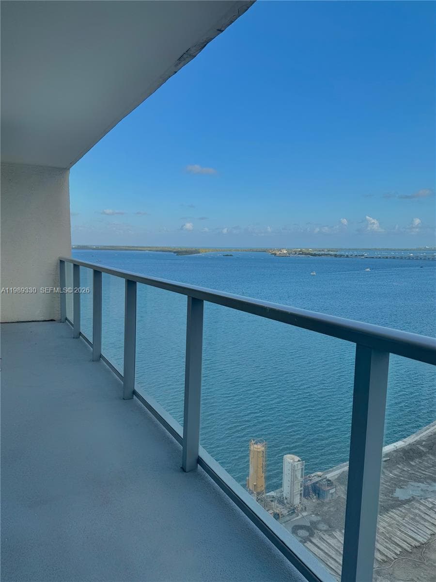 1155 Brickell Bay Dr # 1705, Miami, FL 33131
