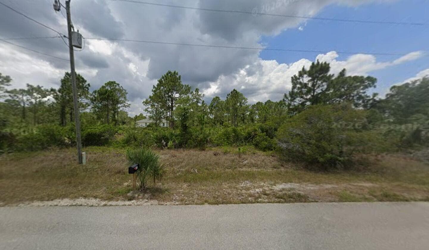3209 41st Street W, Lehigh Acres, FL 33971