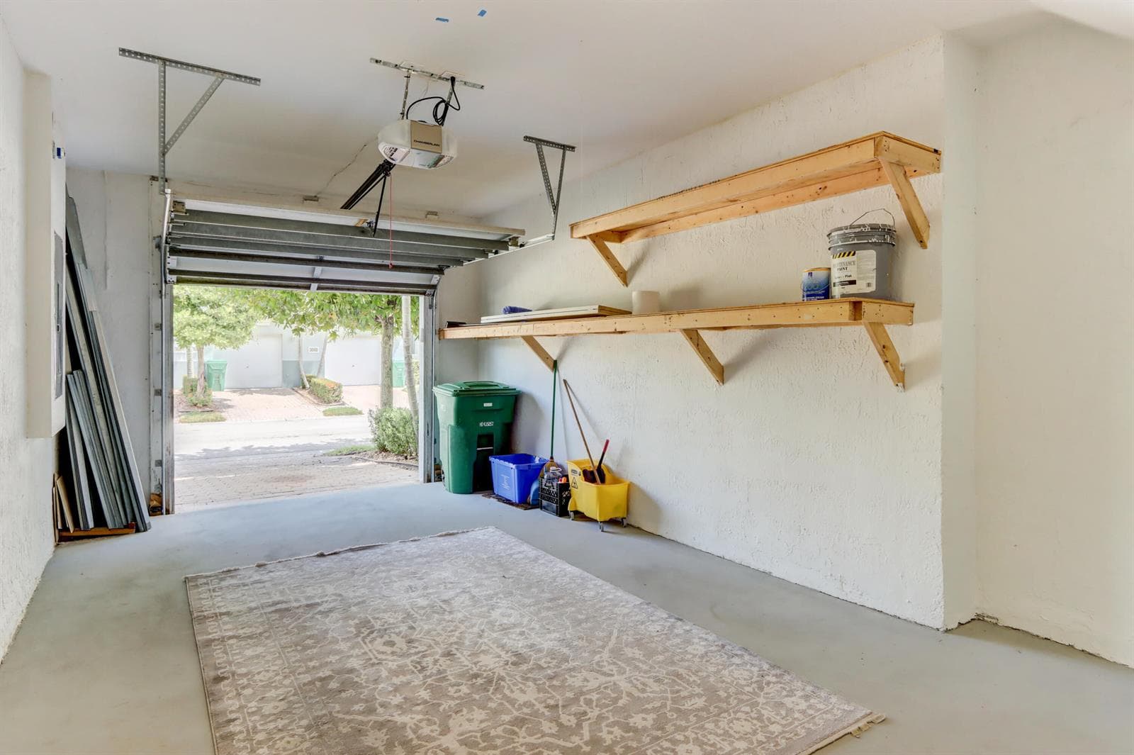 3061 Laurel Ridge Circle, Riviera Beach, FL 33404 photo 4