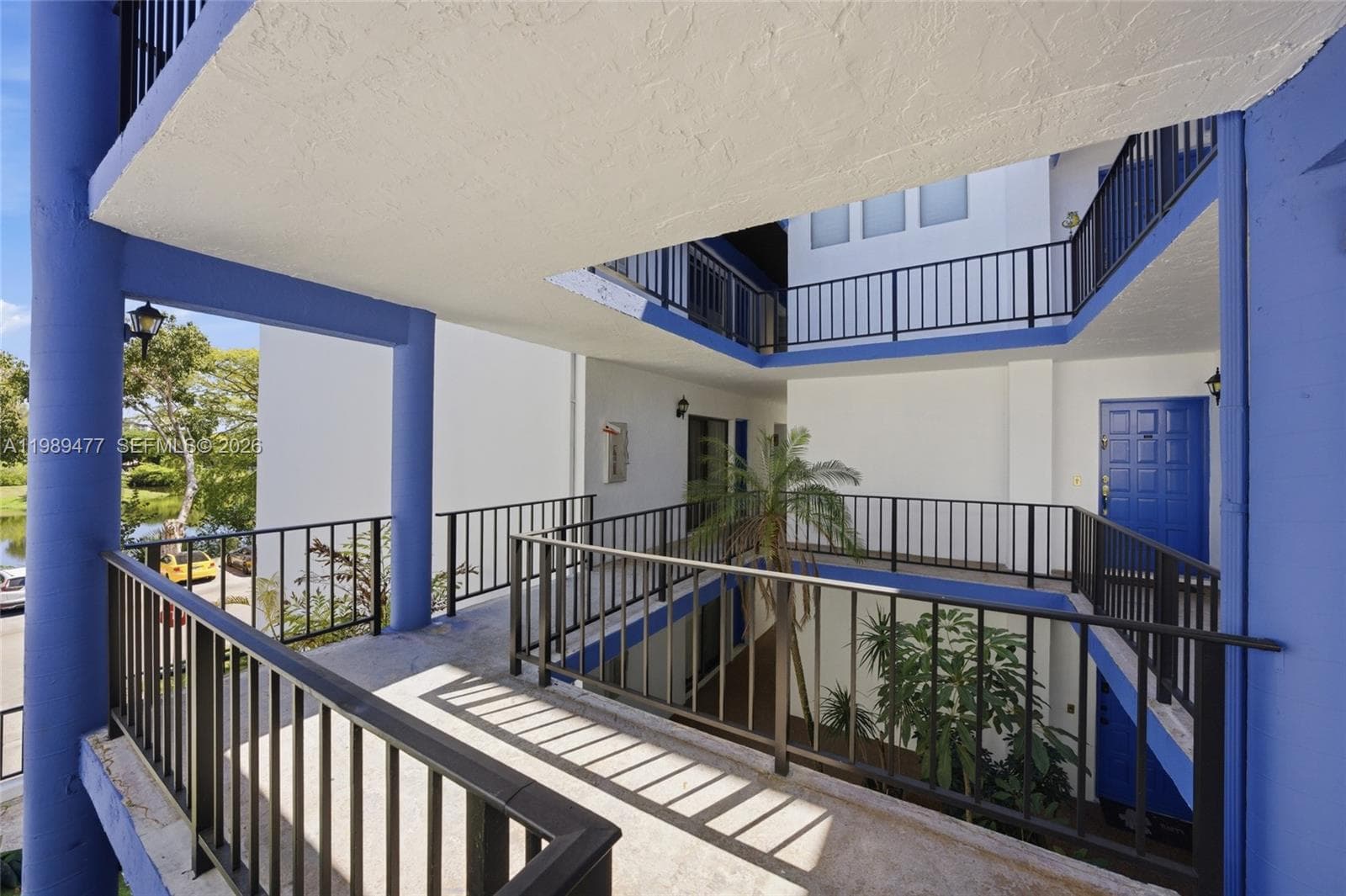 6010 S Falls Cir Dr # 323, Lauderhill, FL 33319 photo 4