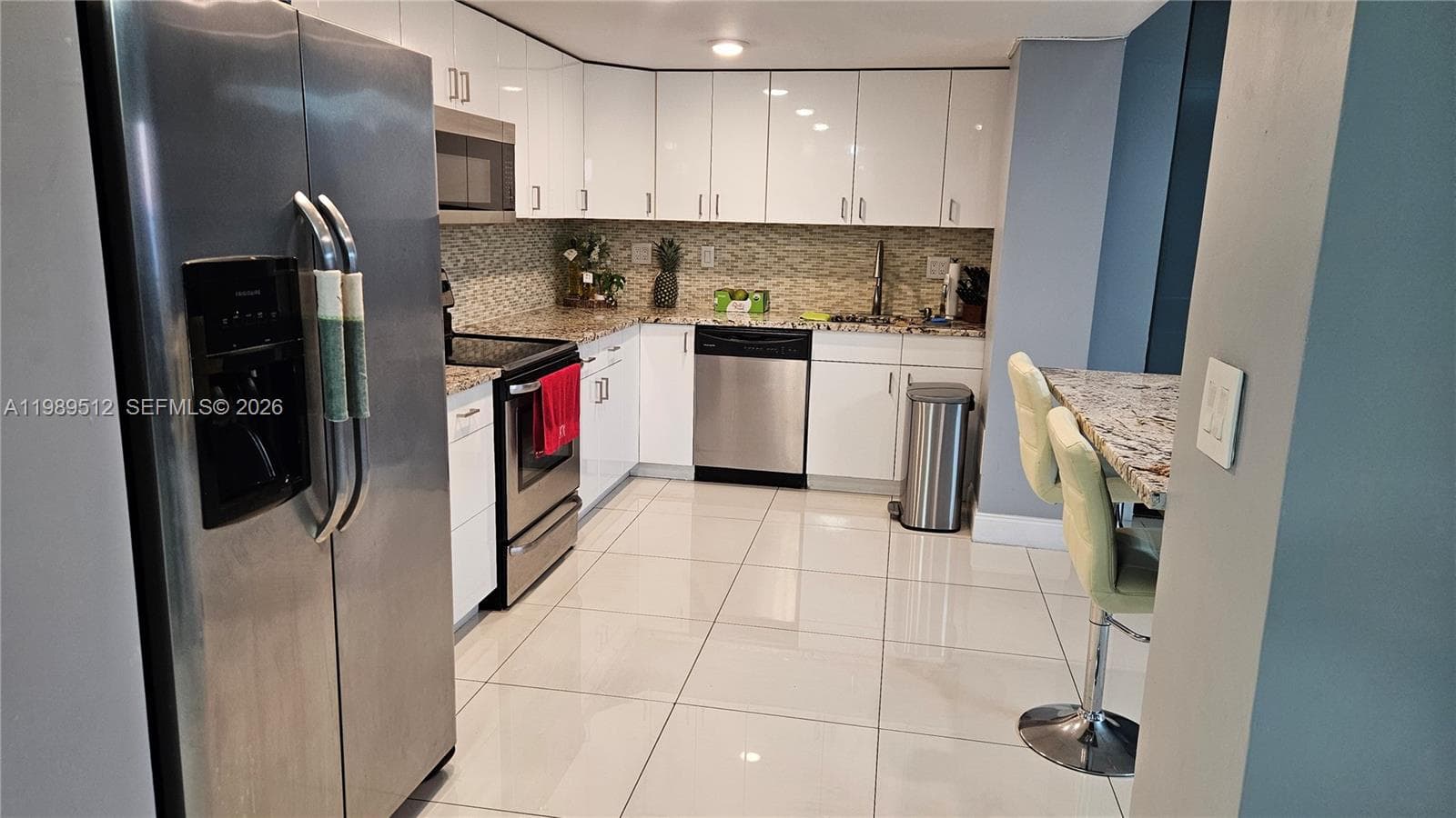 11111 Biscayne Blvd # 3F, Miami, FL 33181 photo 2