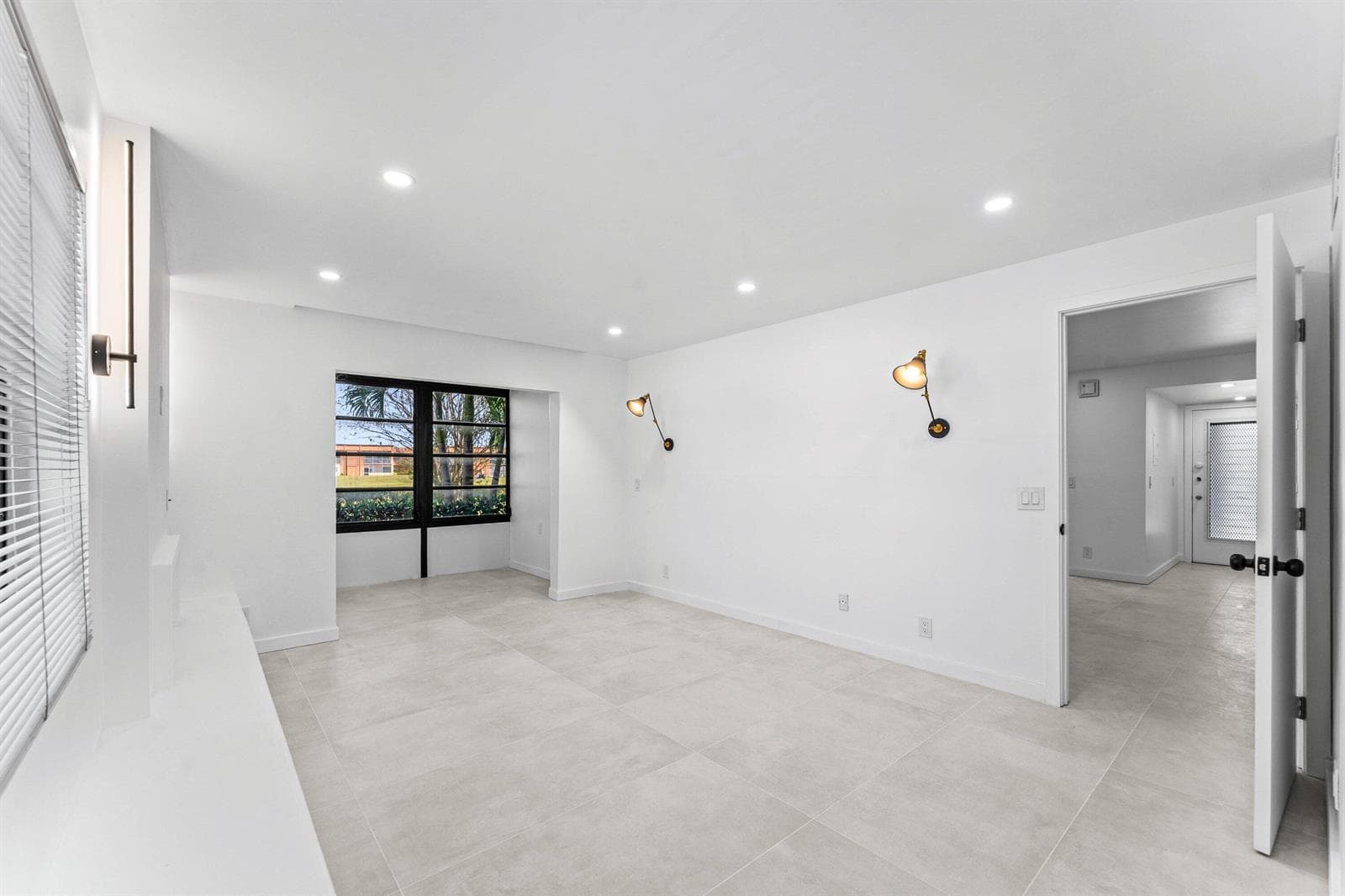 551 Piedmont L, Delray Beach, FL 33484 photo 2