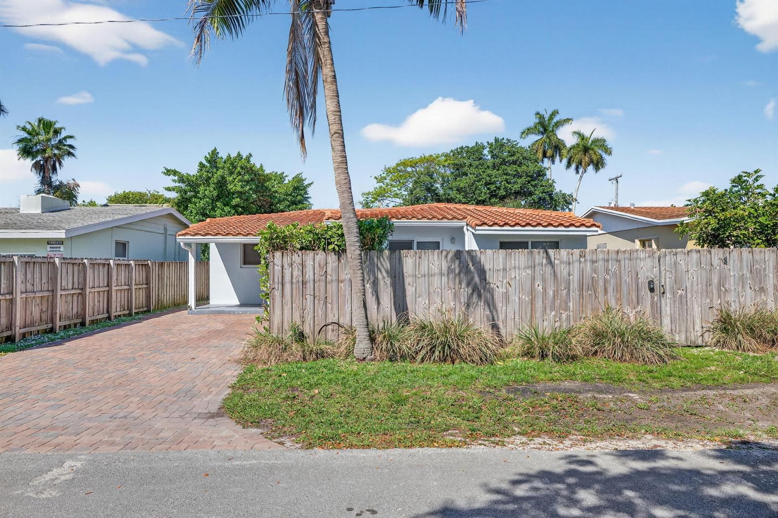 1029 NE 9th Avenue, Fort Lauderdale, FL 33304 photo 2
