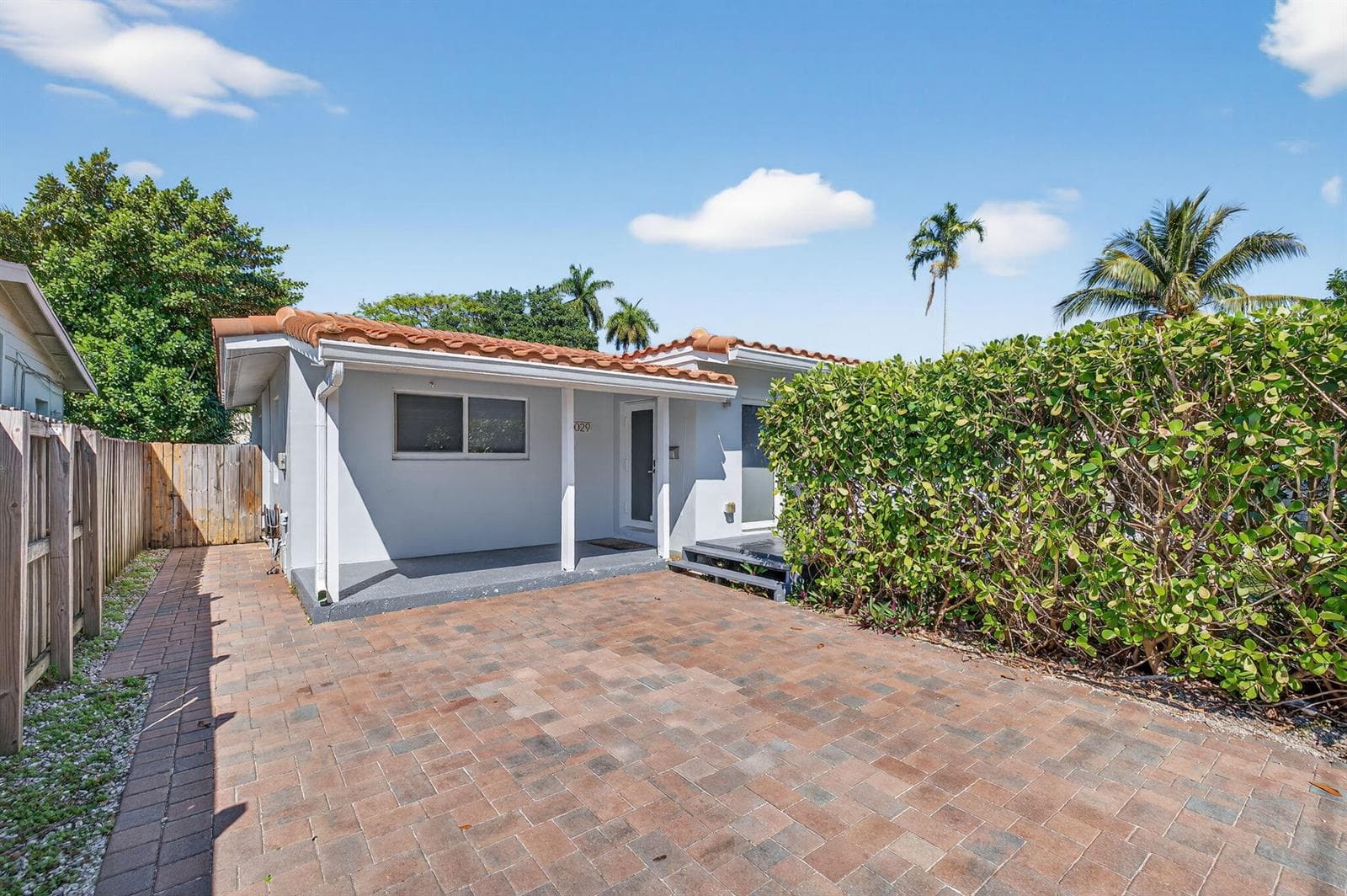 1029 NE 9th Avenue, Fort Lauderdale, FL 33304 photo 4