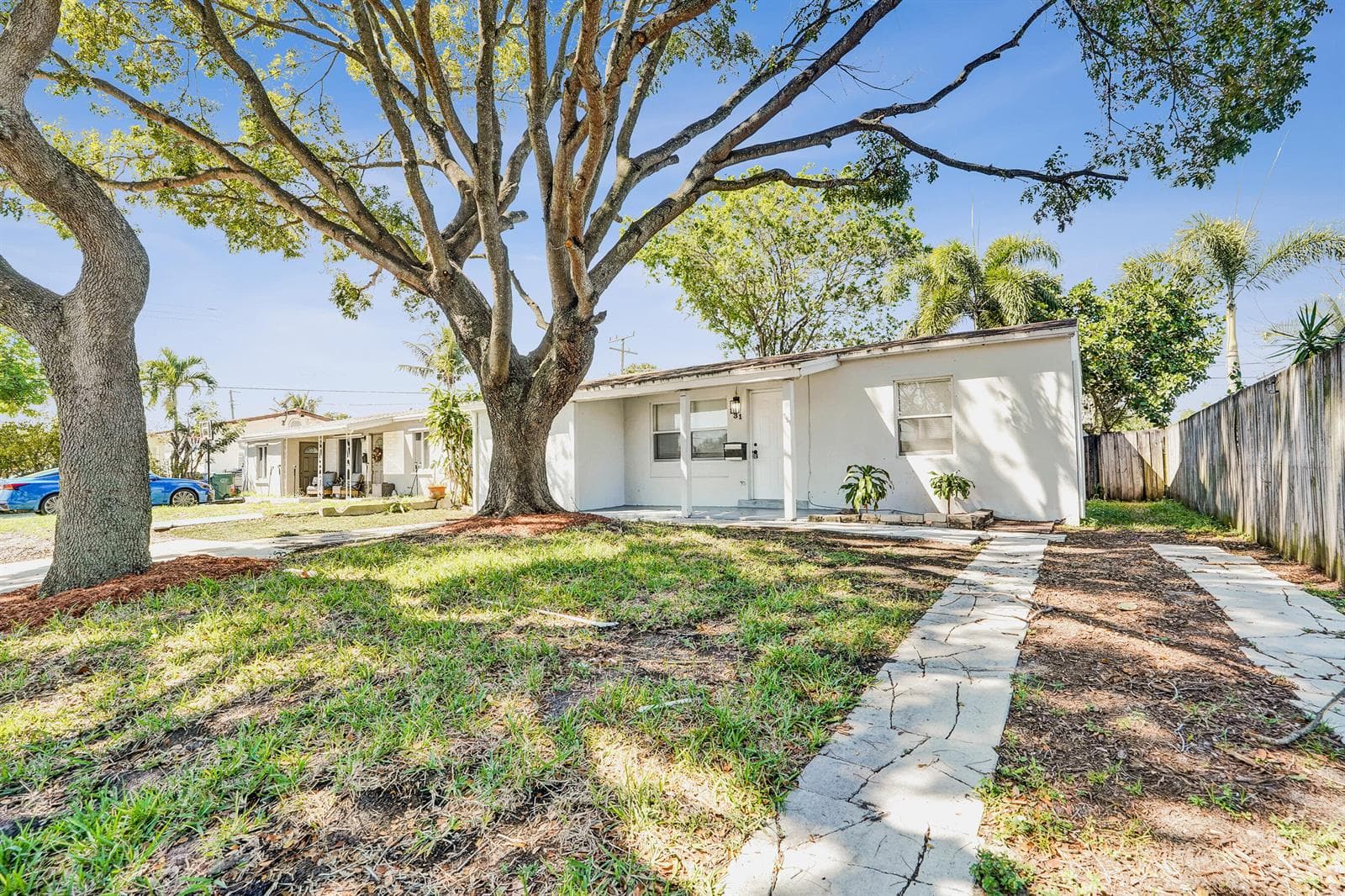 131 NE 51st Street, Oakland Park, FL 33334 photo 2