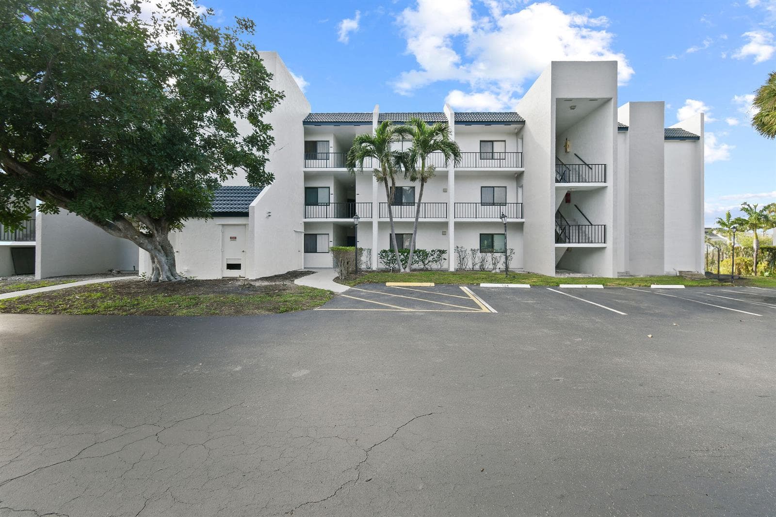 1605 S Us Highway 1 # 301v6, Jupiter, FL 33477 photo 3