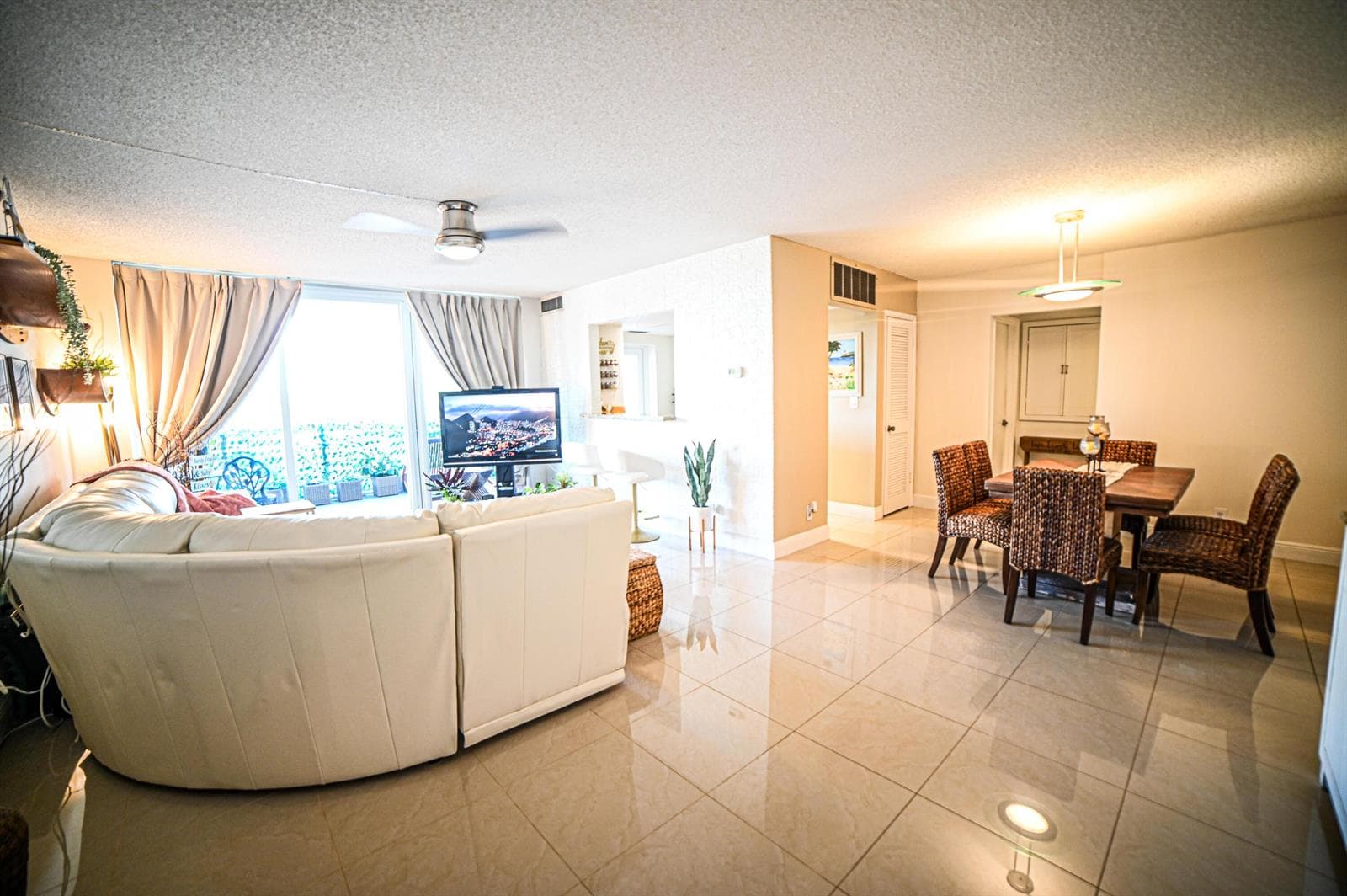 2701 N Ocean Boulevard # 2f, Fort Lauderdale, FL 33308 photo 2