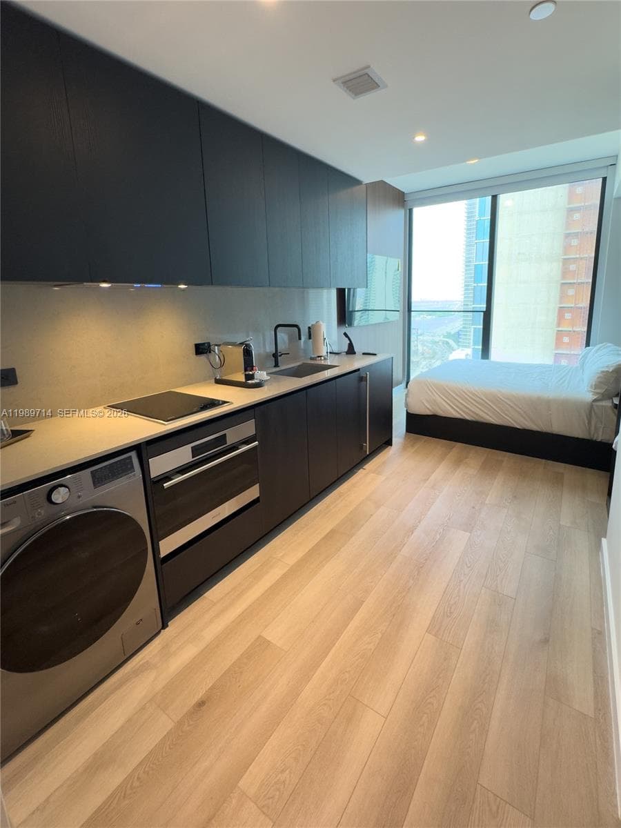 20 NE 11th St # 3006A, Miami, FL 33132 photo 5