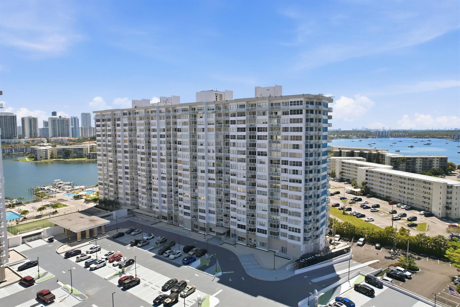 18011 Biscayne Boulevard # 1502, Aventura, FL 33160 photo 2