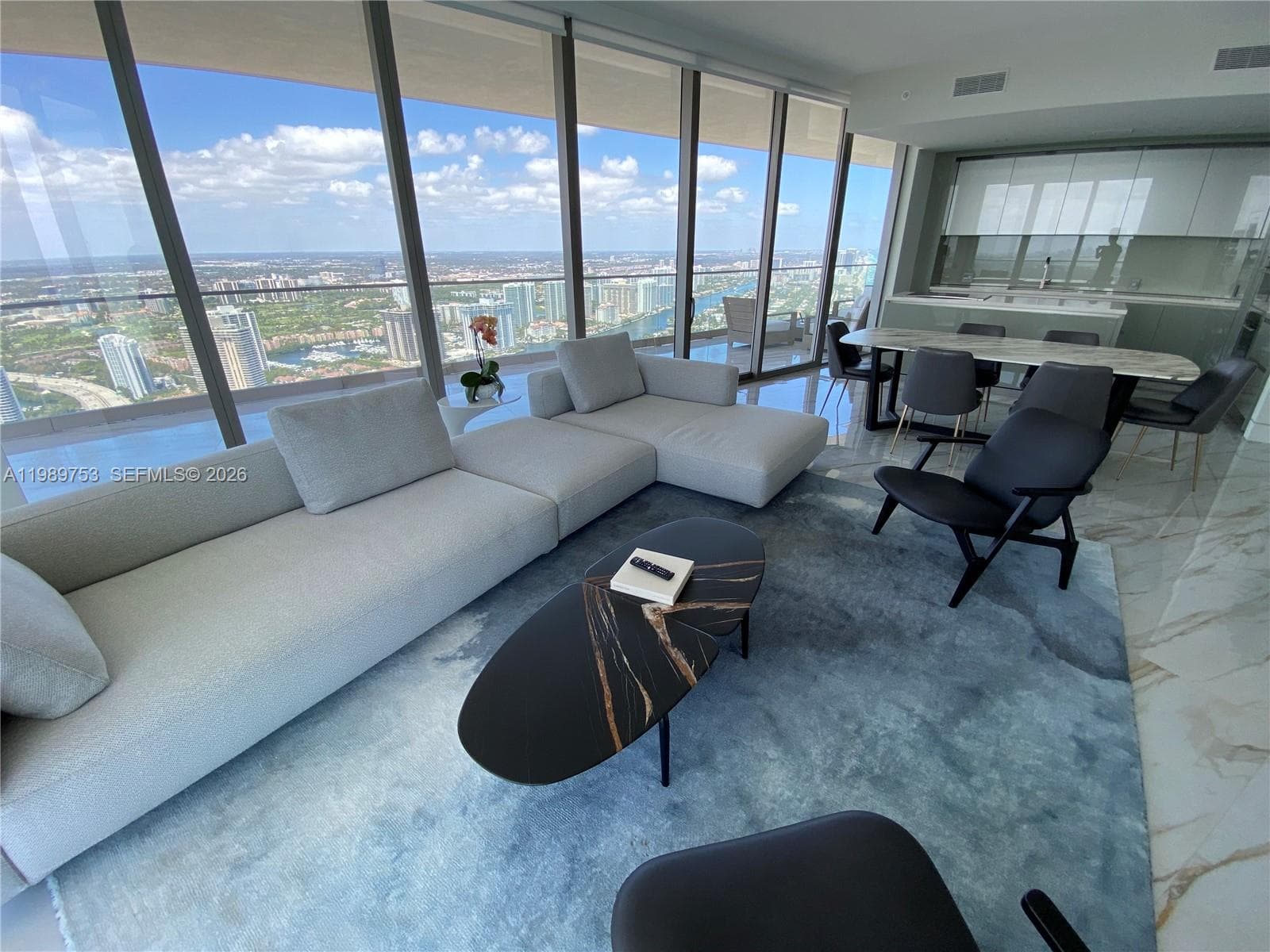18975 Collins Ave # 5105, Sunny Isles Beach, FL 33160 photo 4