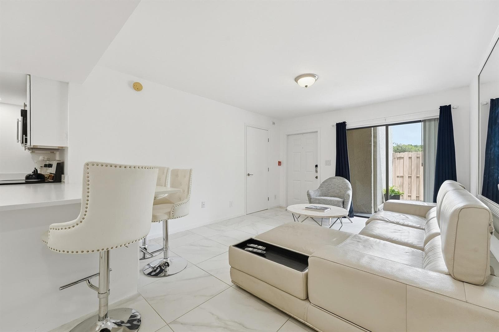 602 Executive Center Drive # Unit 105, West Palm Beach, FL 33401 photo 3