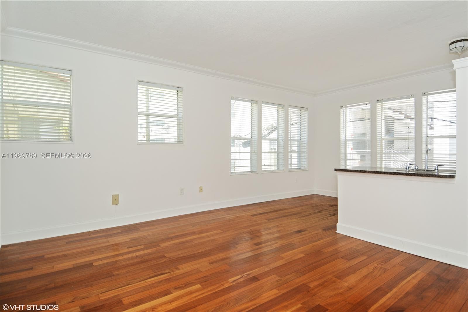 1027 Pennsylvania Ave # 203, Miami Beach, FL 33139 photo 2