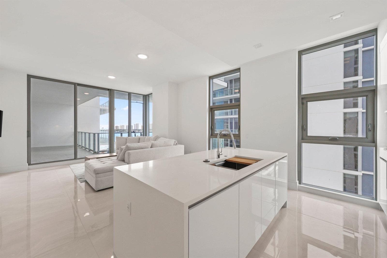 220 Lake Shore Drive # 1125, Lake Park, FL 33403 photo 2