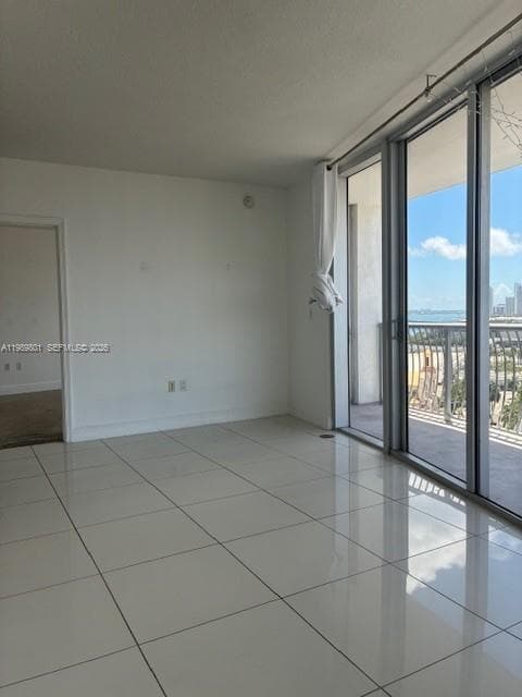 1750 N Bayshore Dr # 1714, Miami, FL 33132 photo 2