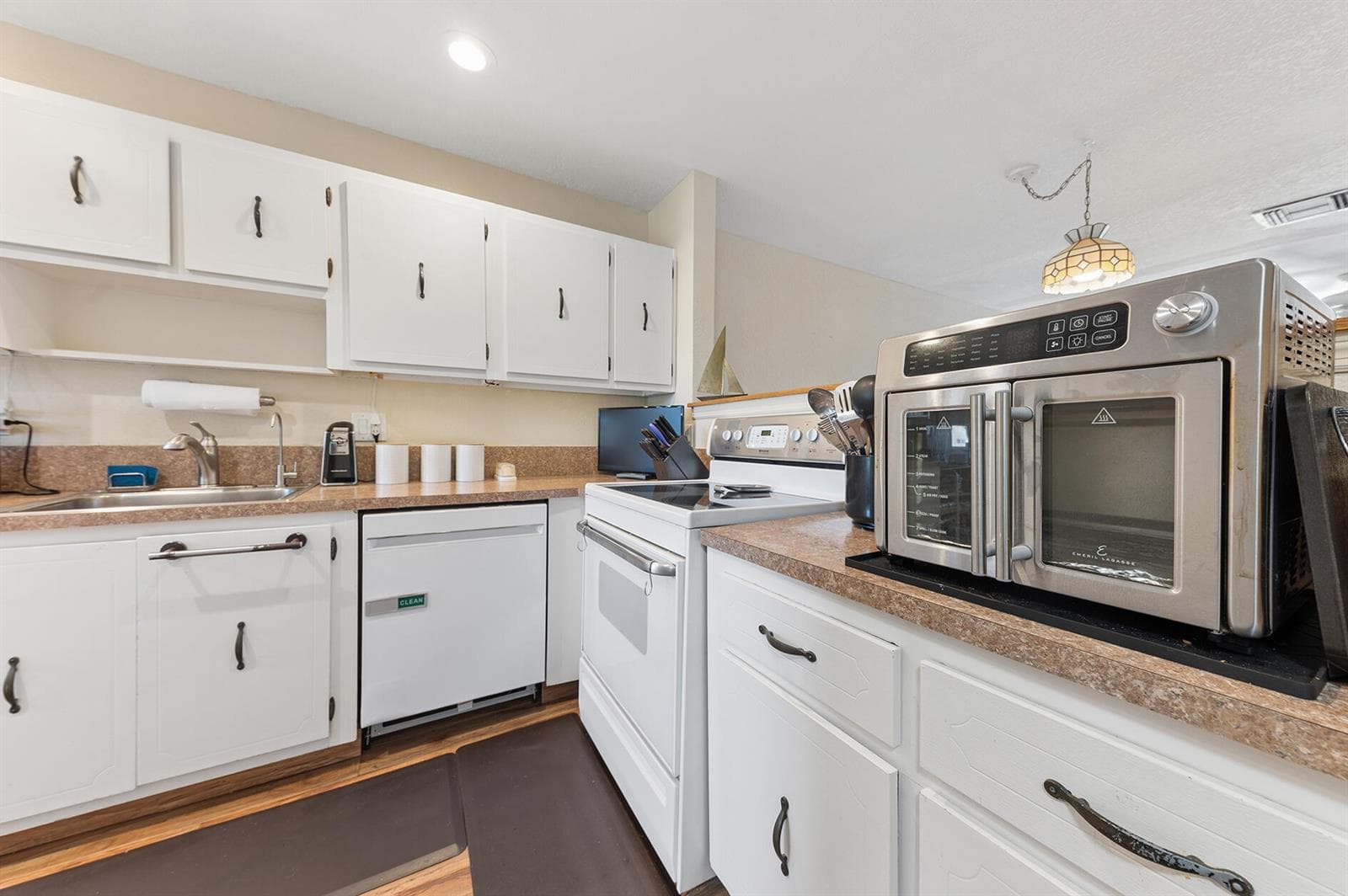 1060 Citrus Way # 204, Delray Beach, FL 33445 photo 4