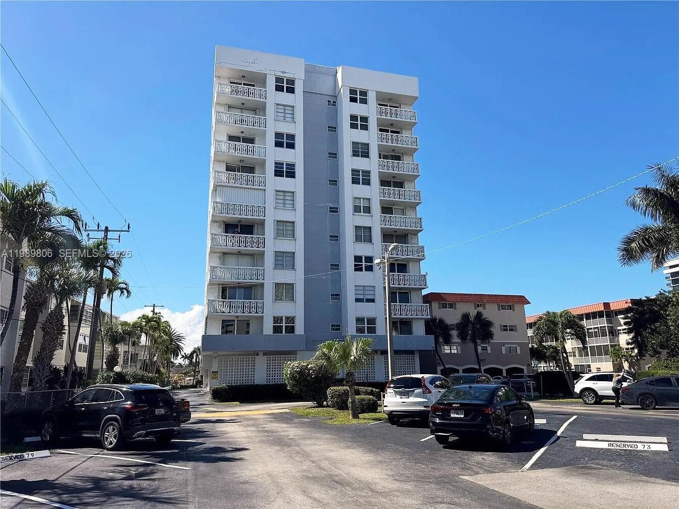 3113 S Ocean Dr # 504, Hallandale Beach, FL 33009