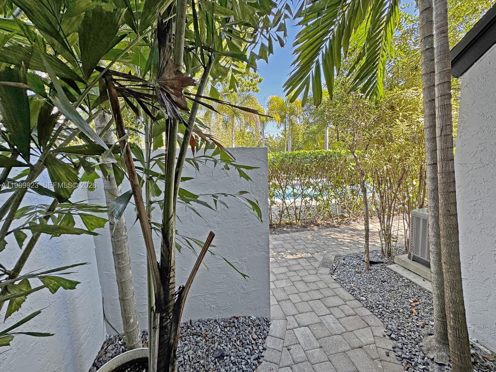 700 SE 14th St # G, Fort Lauderdale, FL 33316 photo 3